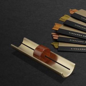 Circa Mineral Red Jasper Набор для ароматерапии Cinnamon Projects  фото, kupilegko.ru