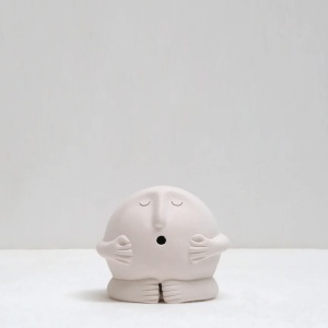 Breathe in — Breathe Out Скульптура Aman Khanna Claymen  фото, kupilegko.ru