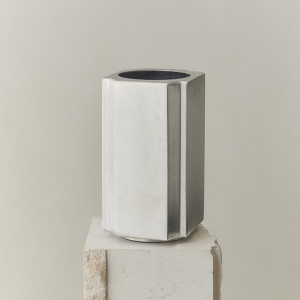 Funki Brushed Aluminium Кашпо S Louise Roe  фото, kupilegko.ru