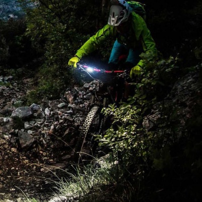 Фонарик Elektrostandard Велофонарь Forward (FLB01-06W)  фото, kupilegko.ru