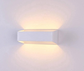 Настенный светодиодный светильник DesignLed GW Brick GW-8210-5-WH-WW 001552  фото, kupilegko.ru