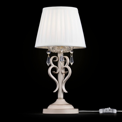 Настольная лампа Maytoni Triumph ARM288-00-G  фото, kupilegko.ru